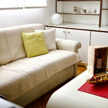 Triangle City Apartment 1 Belgrado Buitenkant foto