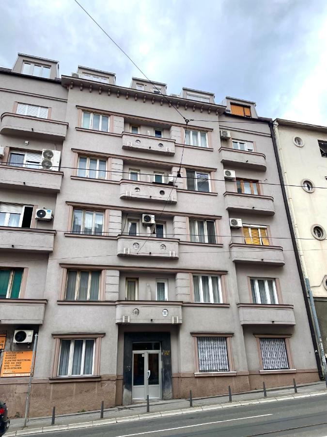Triangle City Apartment 1 Belgrado Buitenkant foto