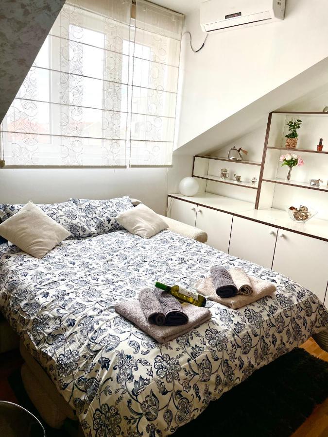Triangle City Apartment 1 Belgrado Buitenkant foto