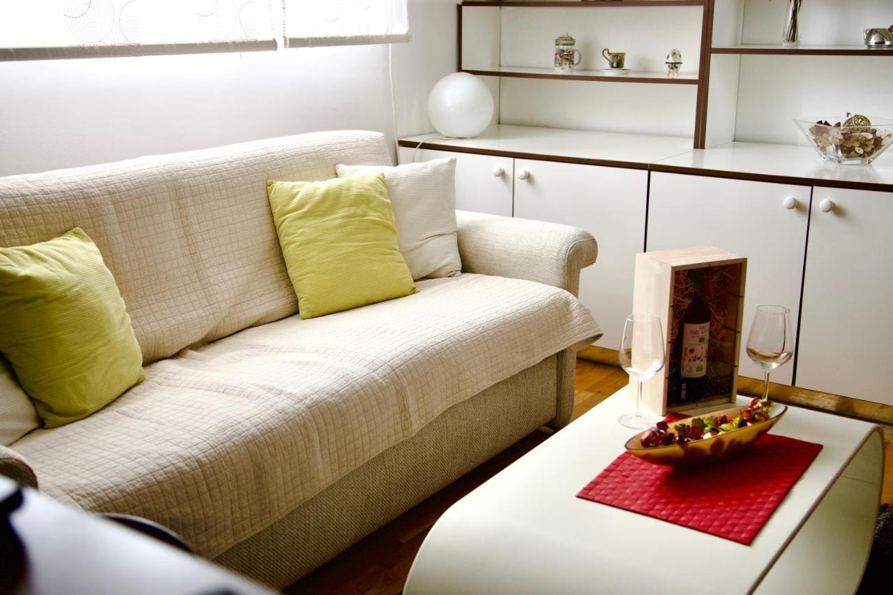Triangle City Apartment 1 Belgrado Buitenkant foto