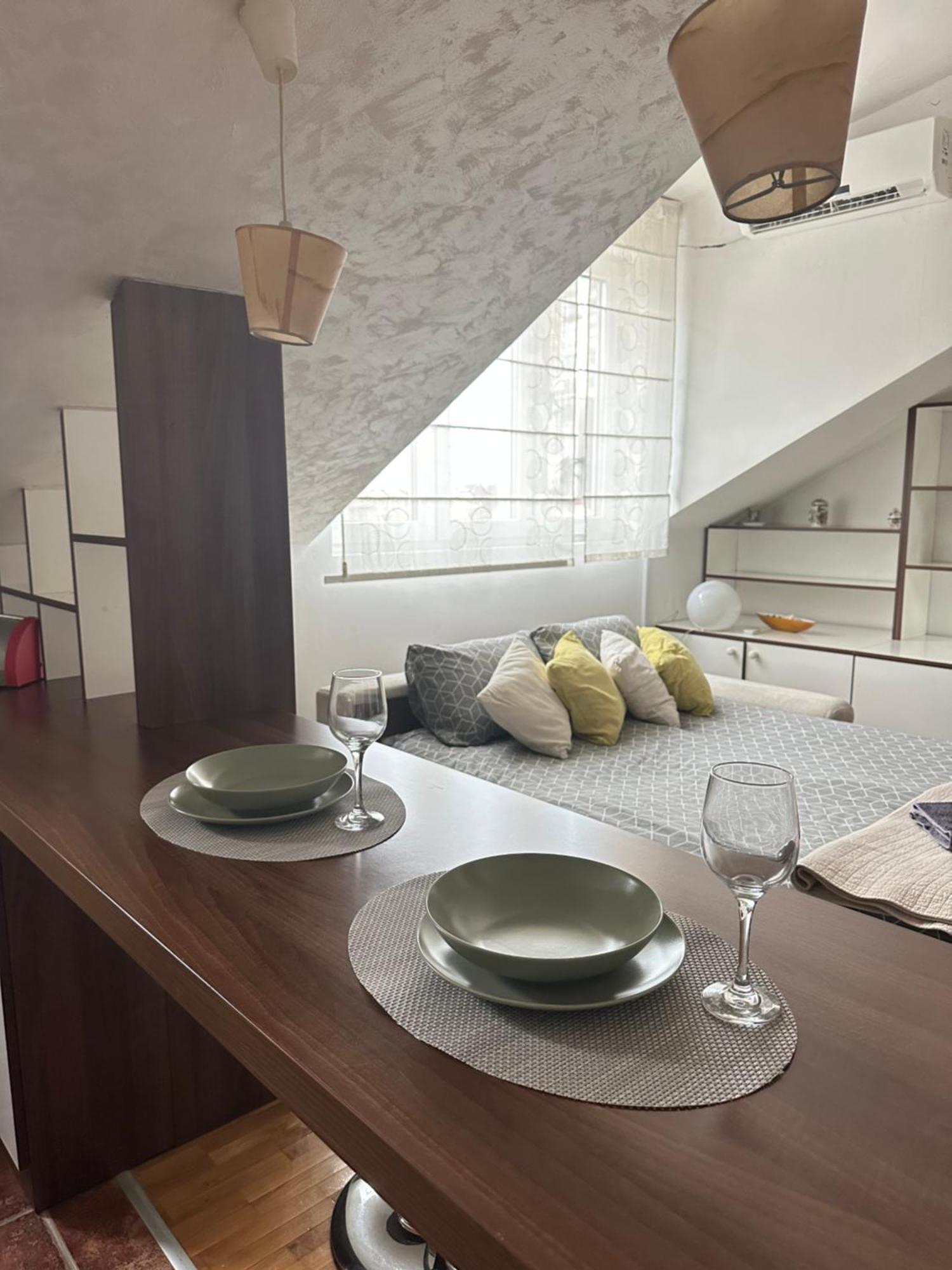 Triangle City Apartment 1 Belgrado Buitenkant foto